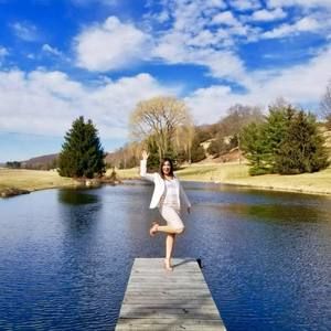 Meet your Posher, Stephanie